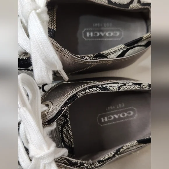 Coach Shoes Womens 5BCasual Signature shoes GreySilver Low Top Lace Up - Picture 2 of 7